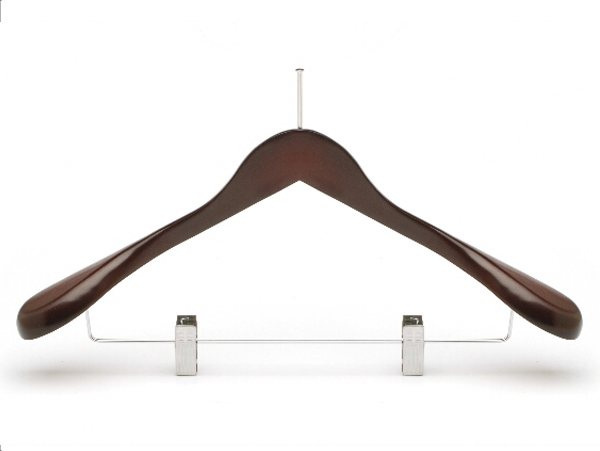 Chrome Anti-theft pin Wide Shoulder Wooden Hotel Hangers