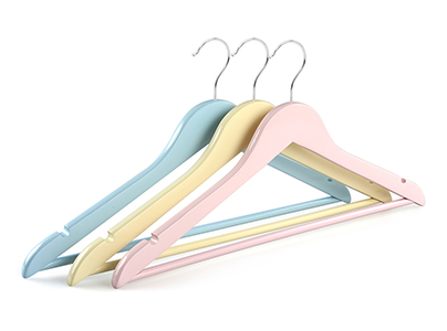 Light Color Flat Wooden Suit Hangers with Trouser Bar and Shoulder Notches