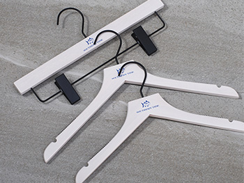 Luxury Brand Custom Logo Wooden Wash White Hangers with Clips for Pants 