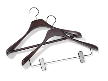 Luxury brand coat suits wooden hanger with metal clips 