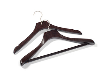 New Product Luxury Brand Beech Wooden Shiny Gun Black Hook Coat Suit Hangers