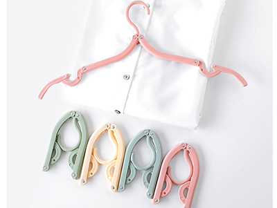 Save Space and Compact Portable Folding Plastic Travel Clothes Hanger