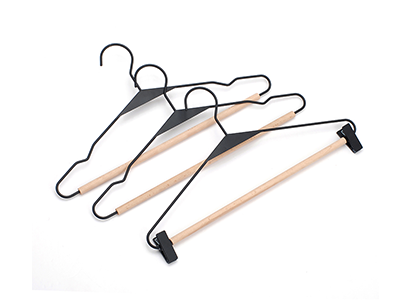 Standard Black Metal Wire Wood Bar Clothes Hangers with Clips