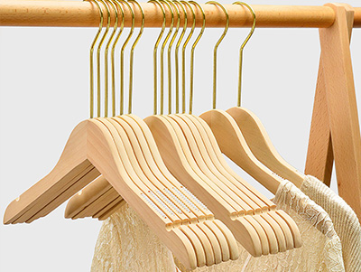 Anti-Slip Garment Shop Display Golden Long Neck Wooden Top Hanger