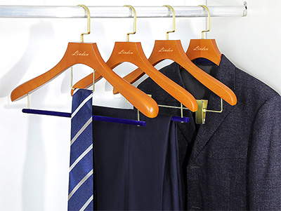 Luxury Wardrobe Personalized Custom Jacket Wood Hanger for Clothes