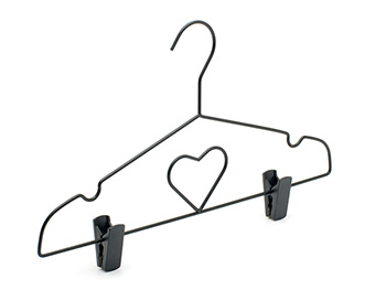  Modern Clothes Black Metal Hanger with heart shape