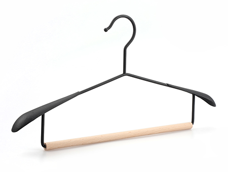 New Products Black Metal Coat Jacket Hanger with Natural Wood Tube Pant Bar