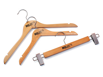  Boutique Luxury Customized Print Logo Wood Hangers for Clothes