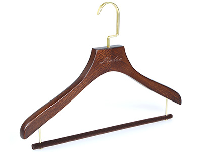  High-Grade Beech Wood Custom Clothing Display Hanger for Suit and Jacket