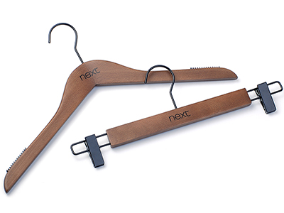  Fashionable Shop Brand Non-Slip Vintage Wooden Clothes Hanger for Garment