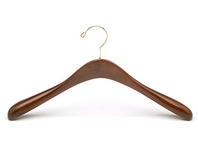 Factory Price Natural Color Non Slip Notches Shoulder Wooden Clothes Suit Hangers 